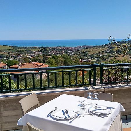 Hotel Ristorante Il Grillo Acquaviva Picena Zewnętrze zdjęcie