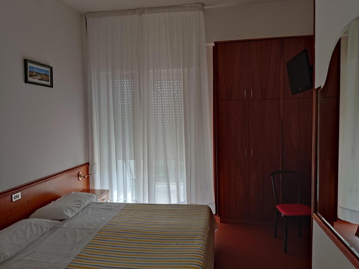 Hotel Ristorante Il Grillo Acquaviva Picena Zewnętrze zdjęcie